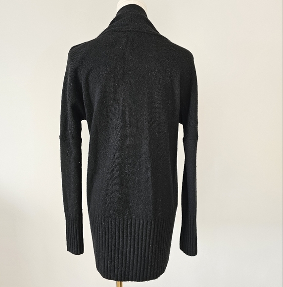 Aritzia Sunday Best Xs Women's Black Sweater Cardigan Open - Picture 2 of 3
